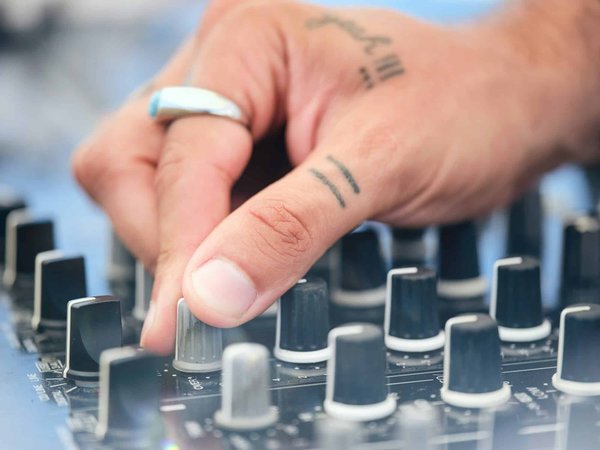 How to Install and Tune an Adjustable Suspension on a Nissan GT-R?